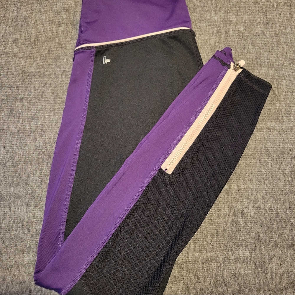 Fabletics Define High-waisted 7/8 Legging